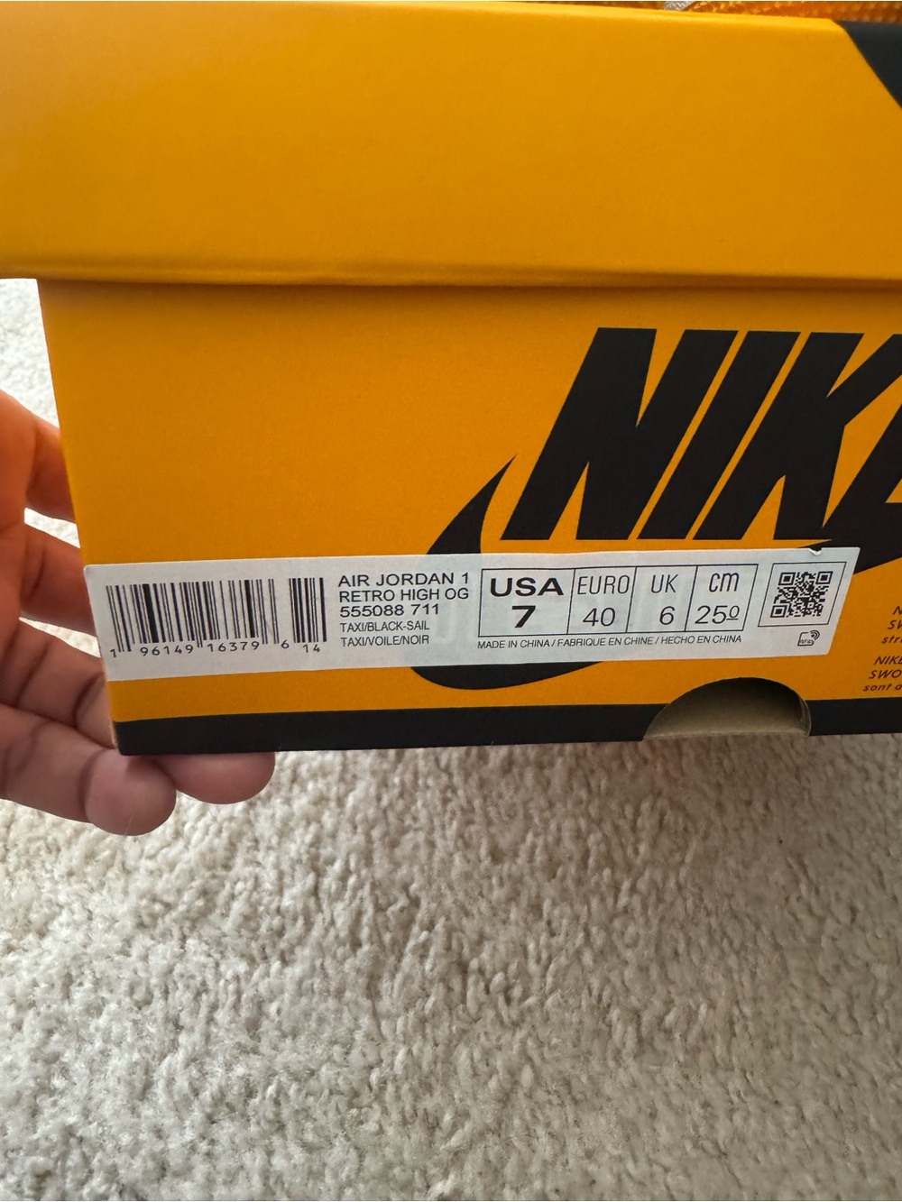 Jordan High-Top Sneakers in Black and Yellow - Picture 3 of 3